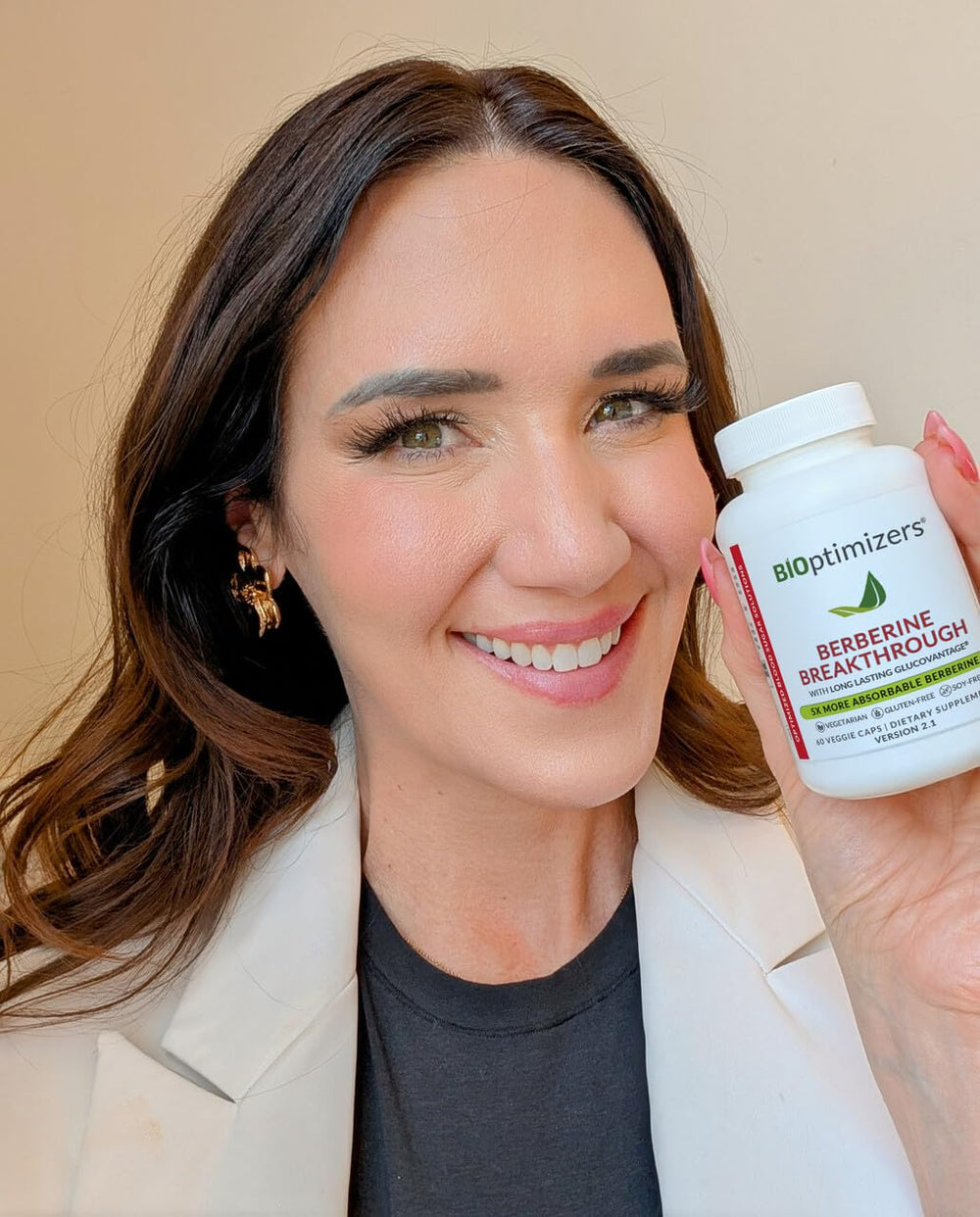 BIOptimizers Berberine Breakthrough daily-use scene emphasizes simple routine