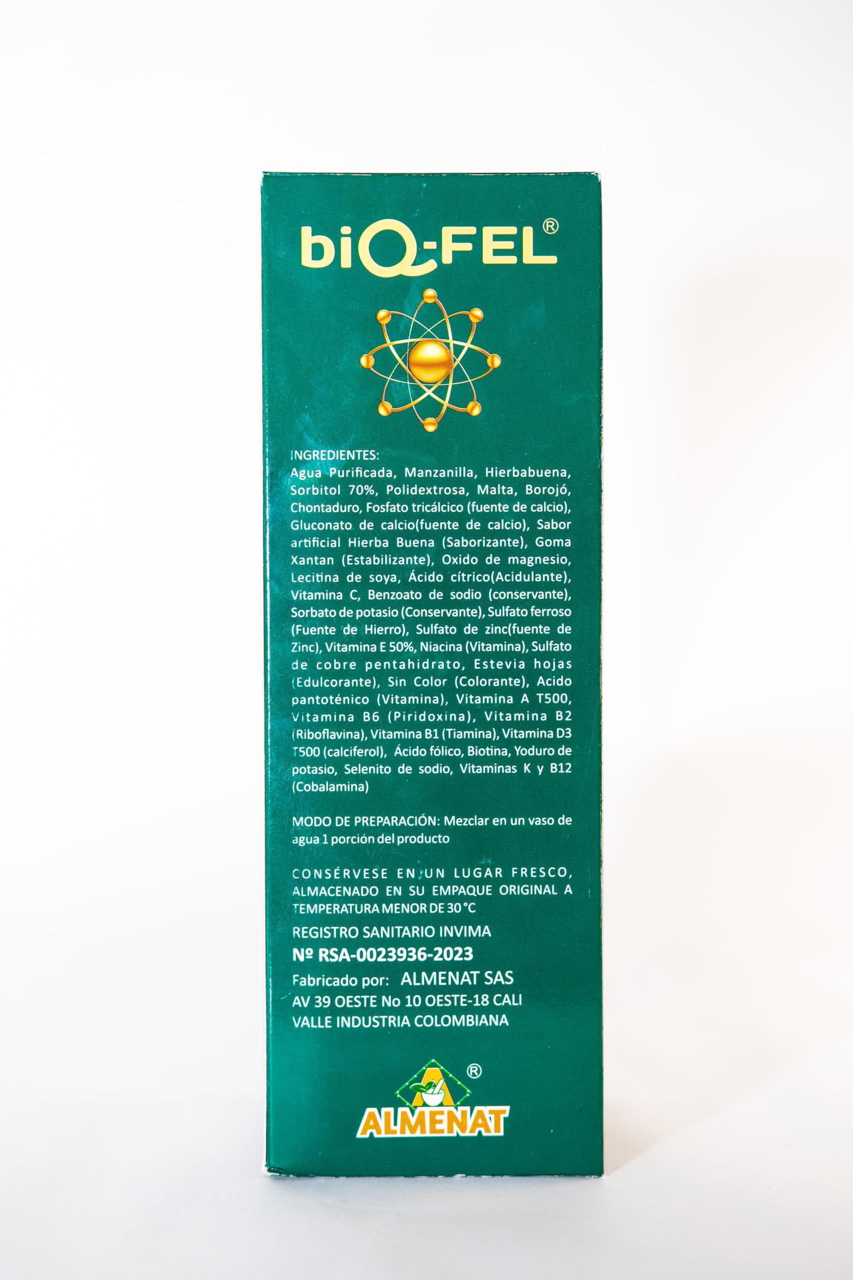 BIQ-FEL travel packaging image showing portable bottle and sachets.