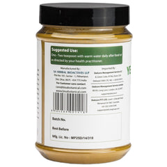 Bixa Botanical Yellow Dock Root Powder in a kitchen setup for daily use.