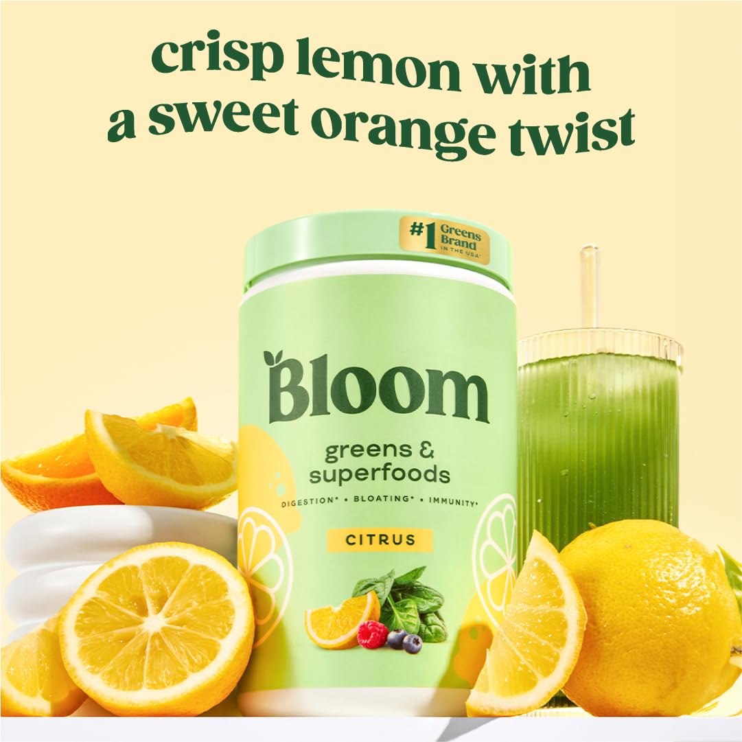 Bloom Nutrition serving scoop ready for a daily gut-friendly greens routine.