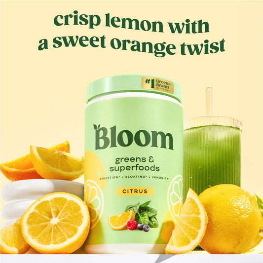 Bloom Nutrition serving scoop ready for a daily gut-friendly greens routine.