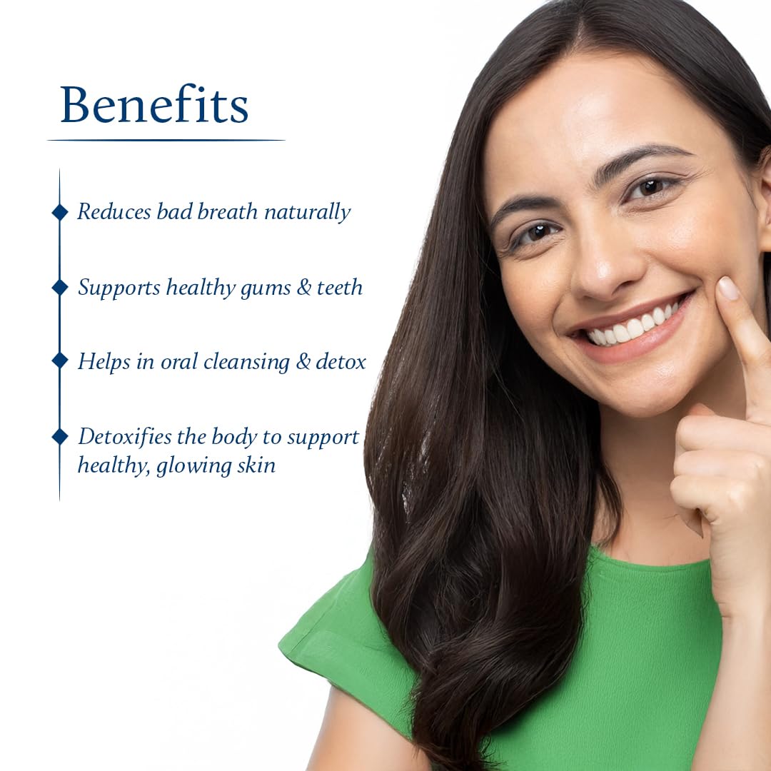 Blue Nectar Cardamom Mint Oil Pulling mint leaf closeup shows natural extraction and flavor.