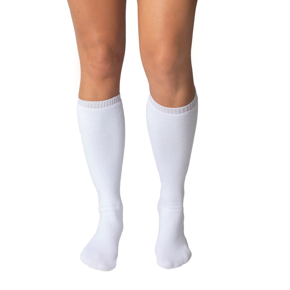 Brace Direct CAM and Aircast boot compatible liner for comfortable recovery.