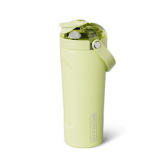 BrüMate MultiShaker with MagFlip lid demonstrates quick access for gym sessions.