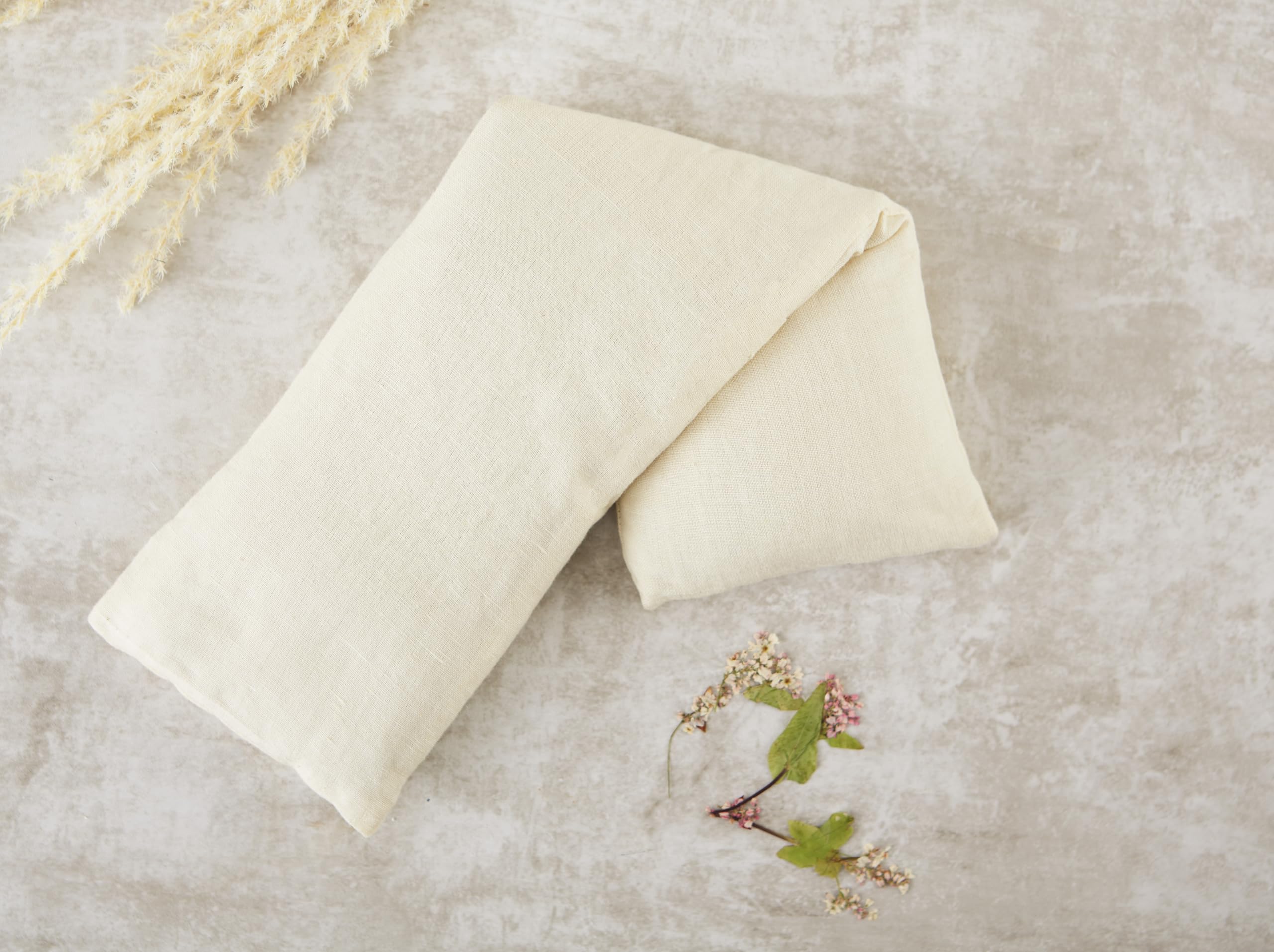 Bucky Linen Hot and Cold Wrap with buckwheat-filling contours softly for targeted comfort.