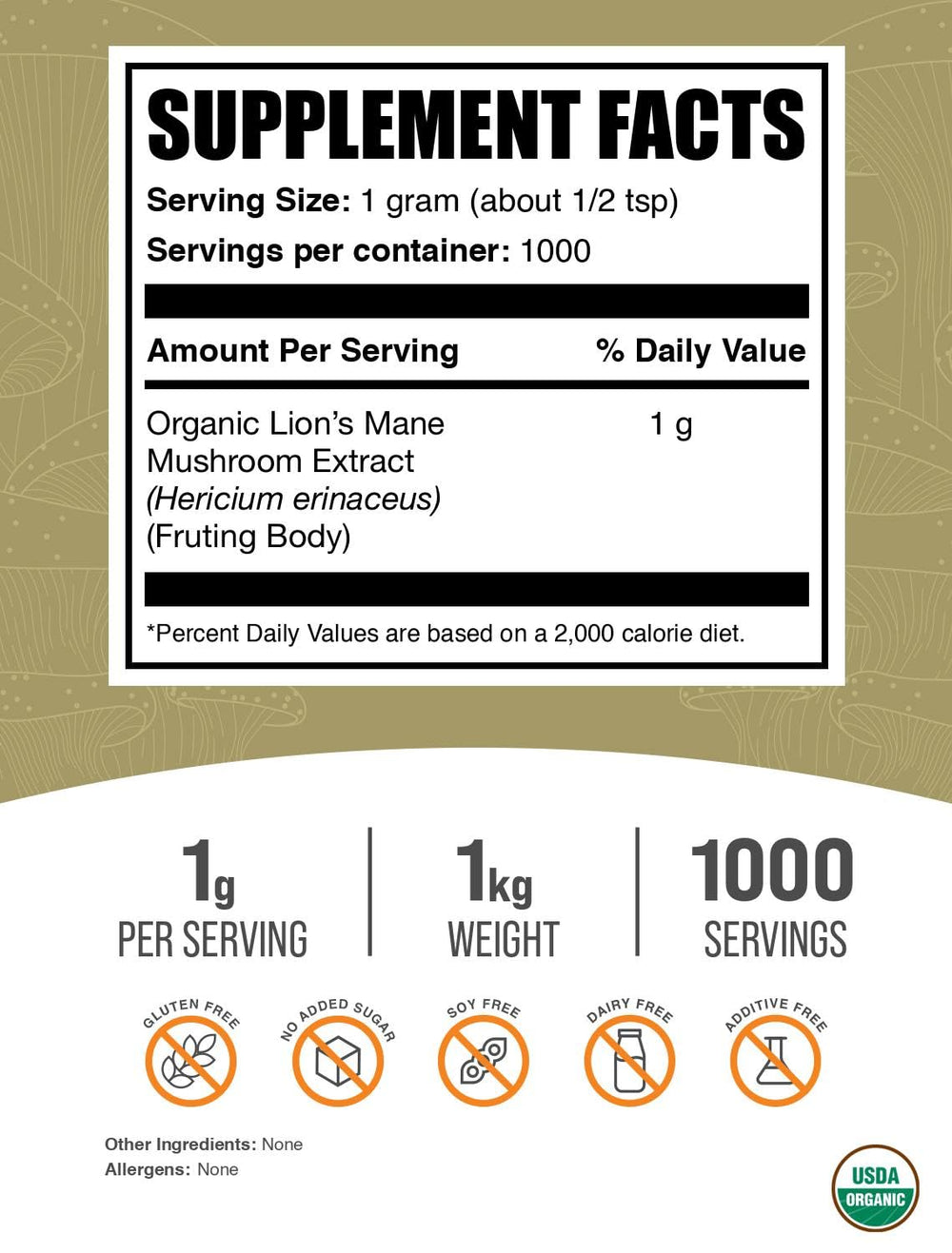 Lions Mane powder scoop showing easy portion control for smoothies.