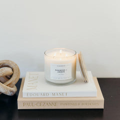 Calyan Wax Co. Oakmoss and Amber soy wax eco-friendly visuals