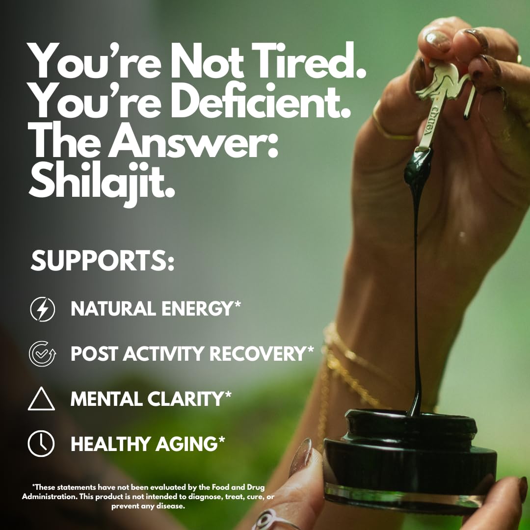 Chuga Shilajit resin texture close-up reveals thick, resinous consistency.