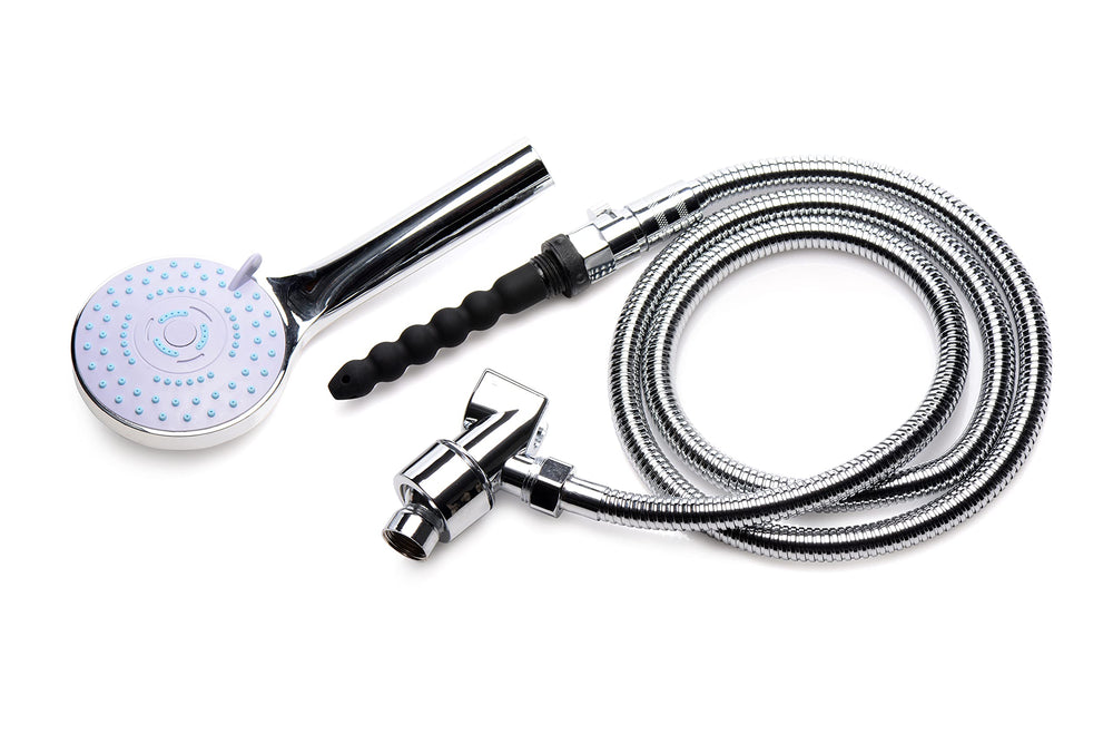 Cleanstream Aqua Shot valve ensures controlled water flow.