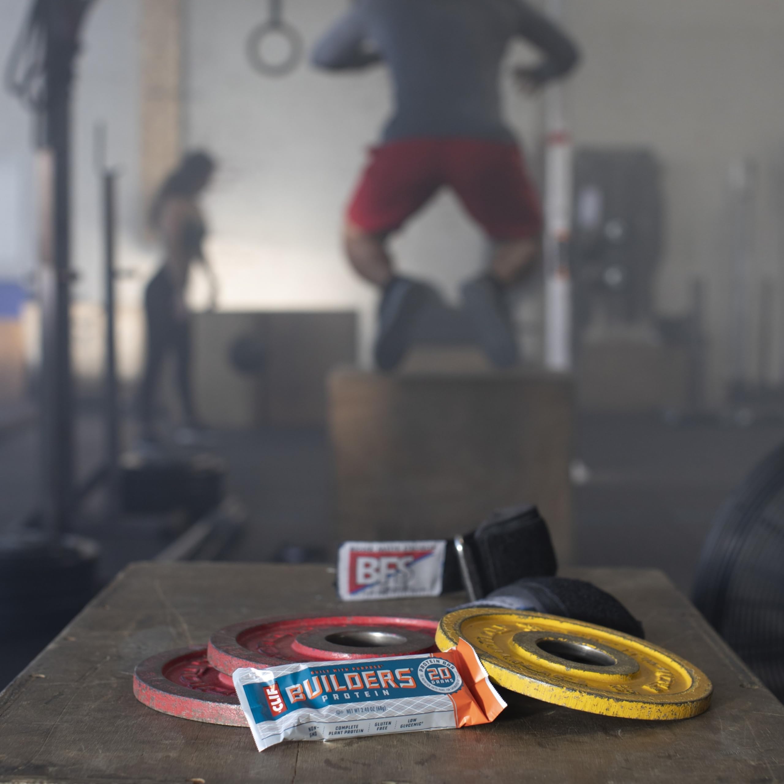 CLIF Builders plant-protein label signifies gluten-free, low glycemic nourishment.