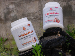 Core VEGAN label close-up highlights lactose-free and gluten-free features.