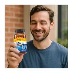 Country Life Max for Men vegetarian-tablets close-up underlines plant-based formula.