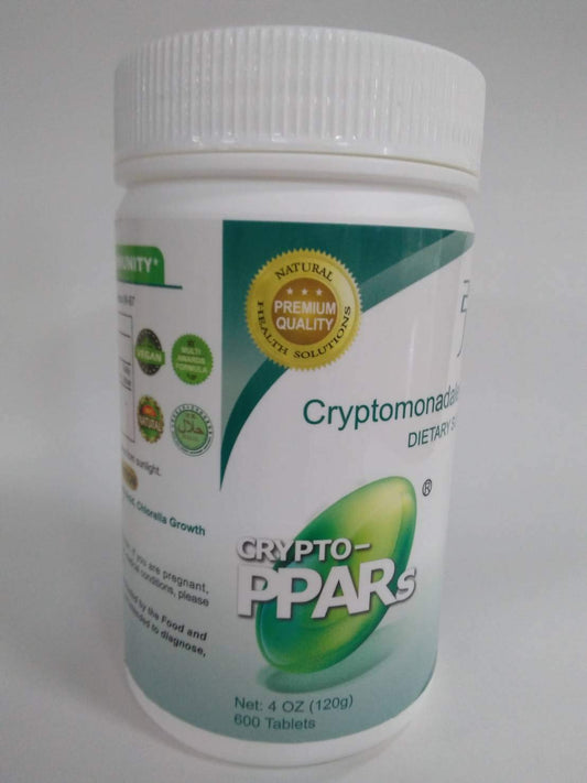 Cryptomonadales tablets close-up highlighting compact algae capsules