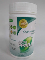 Cryptomonadales tablets close-up highlighting compact algae capsules