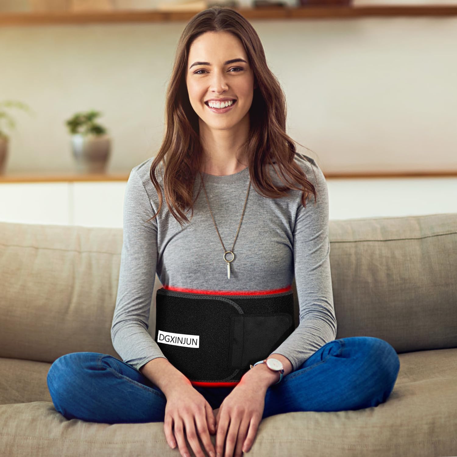 DGXINJUN belt side strap demonstrates adjustable fit for active wear.