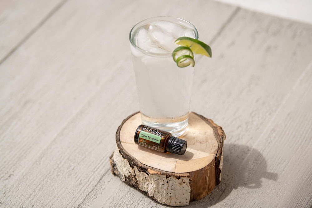doTERRA Green Mandarin in a diffuser creating an energized, refreshing room atmosphere