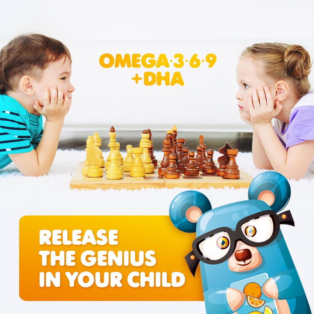Gummy close-up highlighting orange and lemon flavors in a fish-free formula.