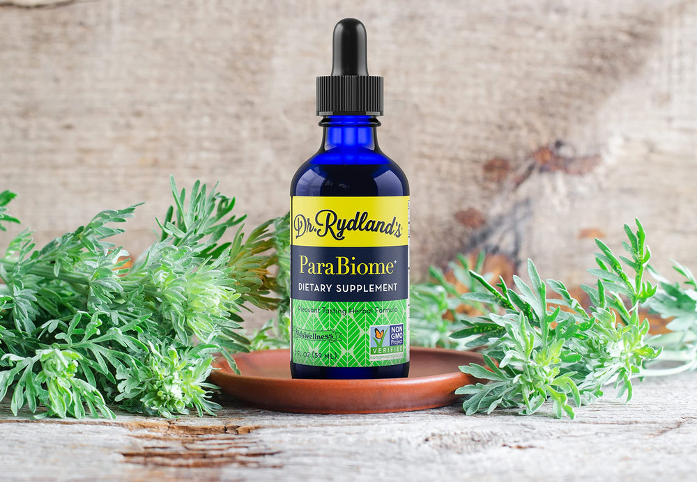 Parabiome organic herbs close-up highlights quality ingredients for daily use.