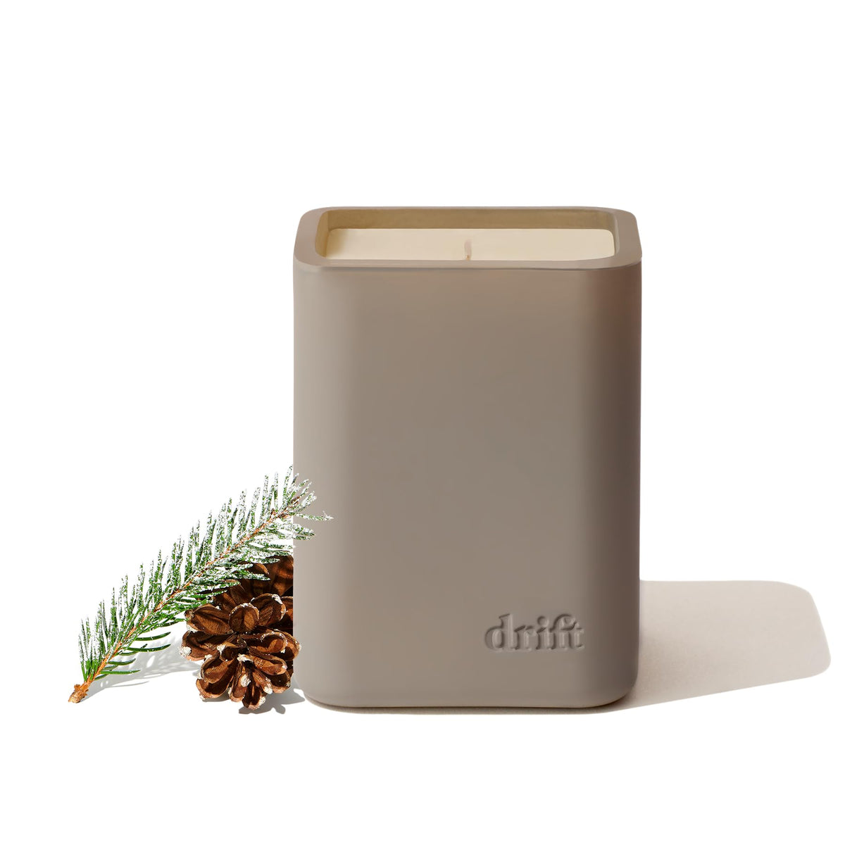 Drift Frosted Spruce Pine Candle closeup reveals premium scent diffusion