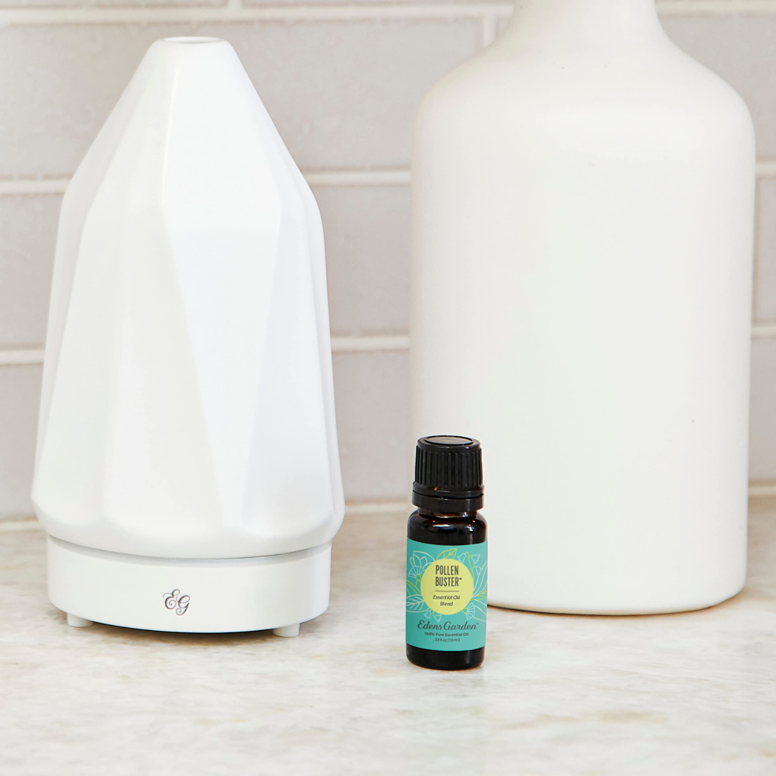 Edens Garden Pollen Buster diffuser scene for a soothing room ambiance.