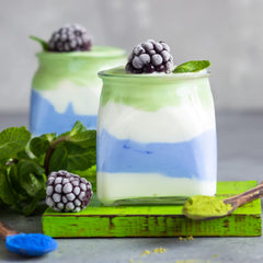Blue spirulina tint in a smoothie bowl using Ellie's Best powder