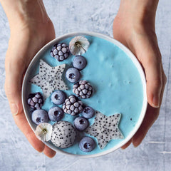 Odorless spirulina powder blending seamlessly into recipes