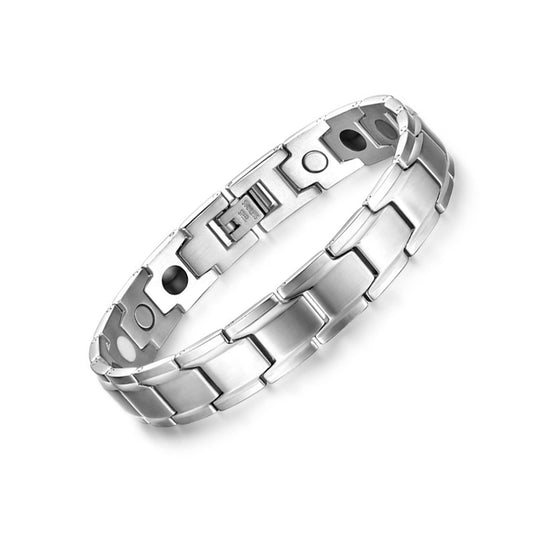 Emmori Ultra Strength Magnetic Bracelet in silver close-up for daily wear and comfort.