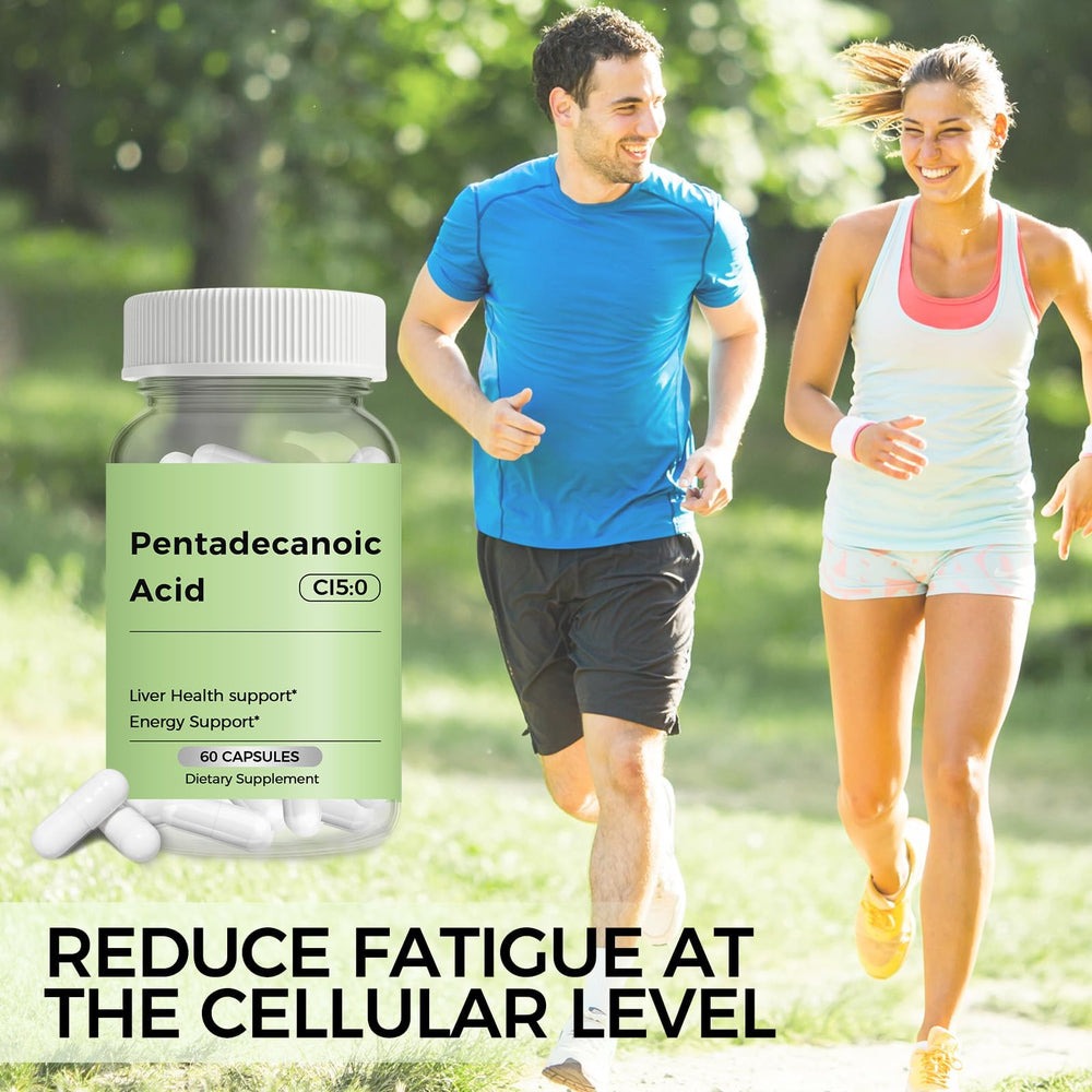 Engtozl Pentadecanoic Acid capsules beside a daily routine.