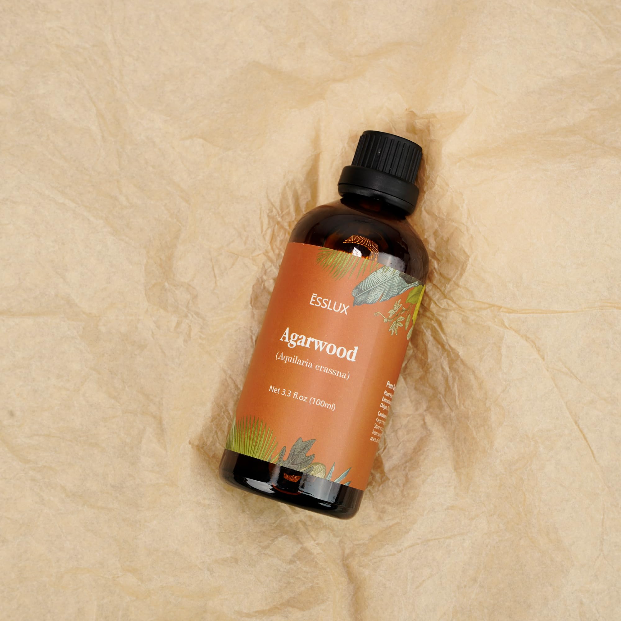 ESSLux agarwood oil bottle with cap dropper enables precise pouring.