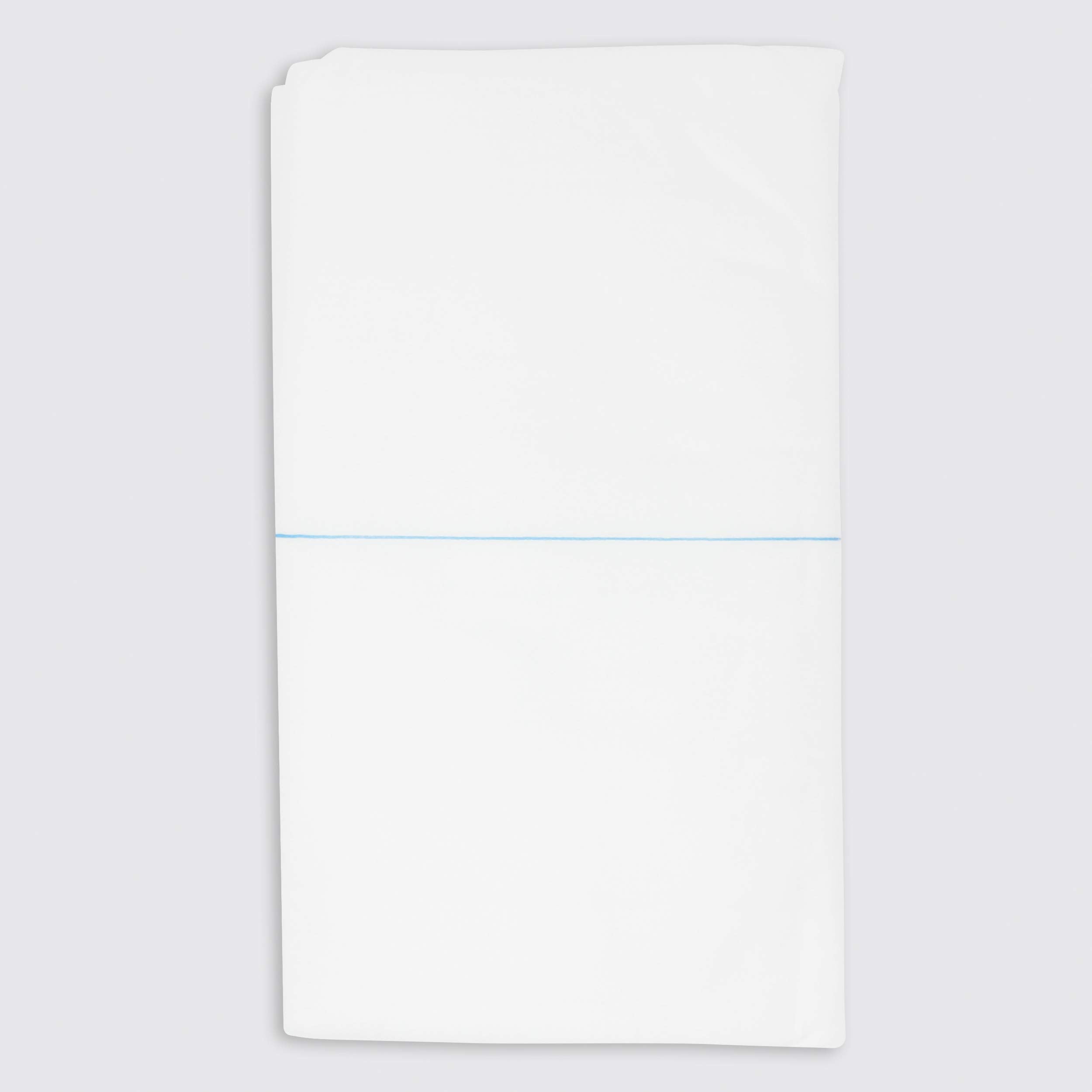 Ever Ready First Aid Multi-Trauma Dressing application on back demonstrates versatile use.