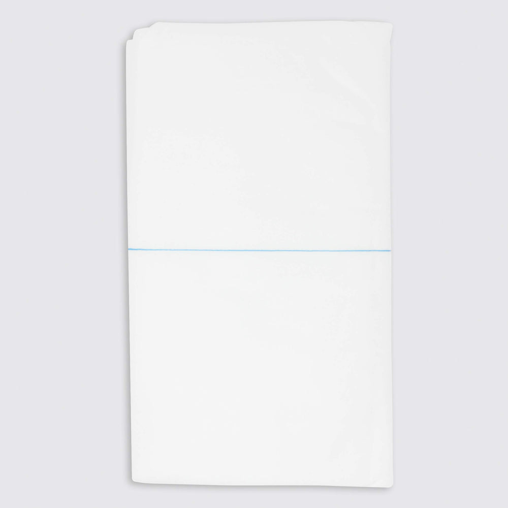 Ever Ready First Aid Multi-Trauma Dressing application on back demonstrates versatile use.