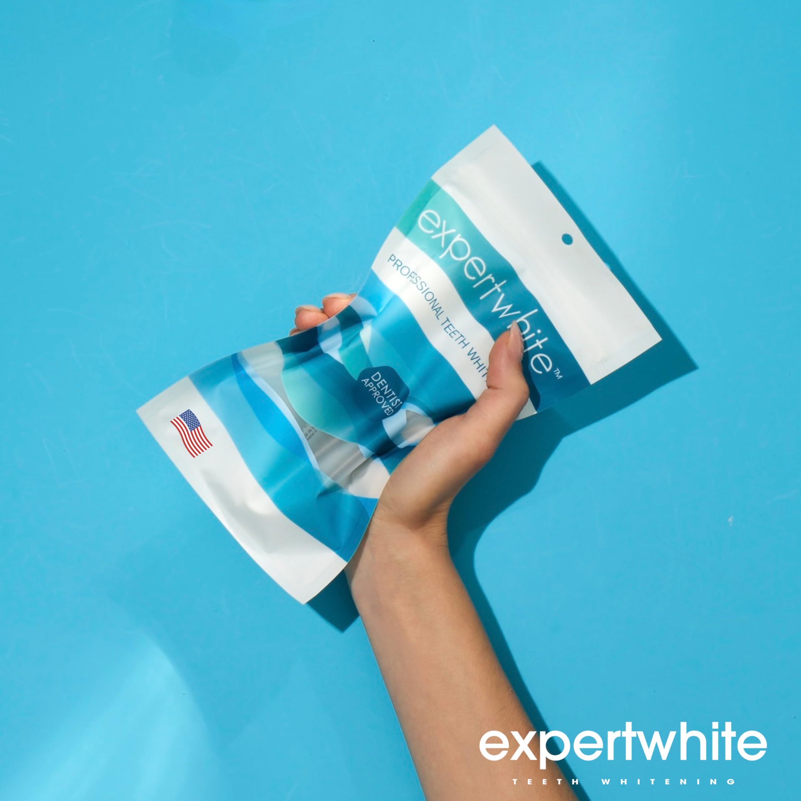 Mint-flavor Expertwhite gel refills offer a refreshing whitening experience.