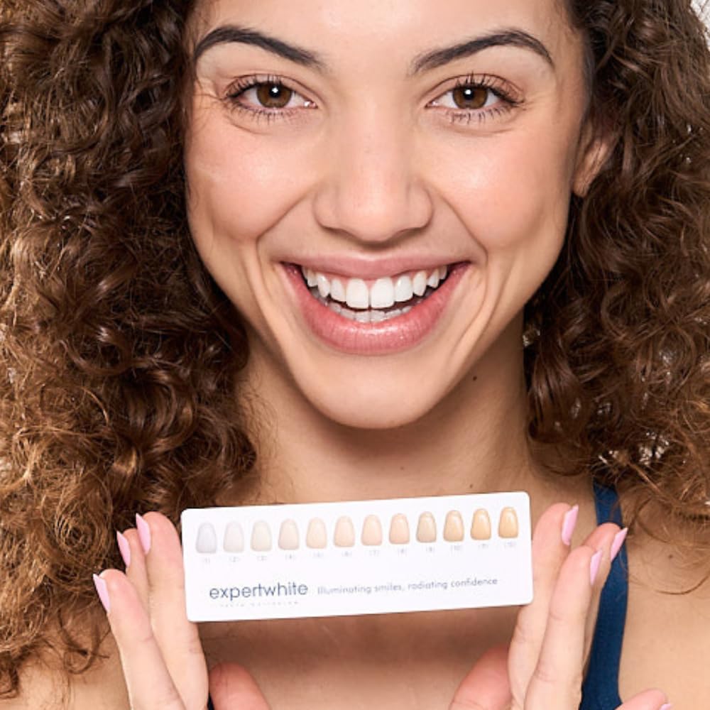 USA-made Expertwhite gel label highlights professional heritage and quality.