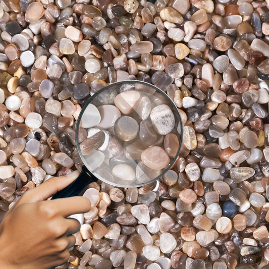 EZhandcraft Black Moonstone chips 5-8mm, perfect for jewelry making and resin art.