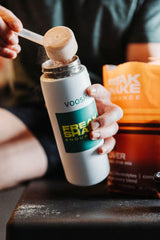 Freak Shake Recover chocolate dissolve-in-water demonstrates quick integration mid-workout.