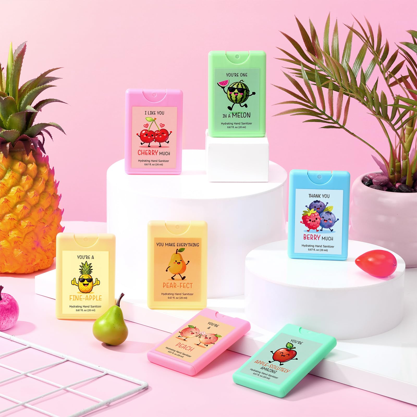 Frienda 20ml travel-size hand sanitizers, compact for bags and car compartments.