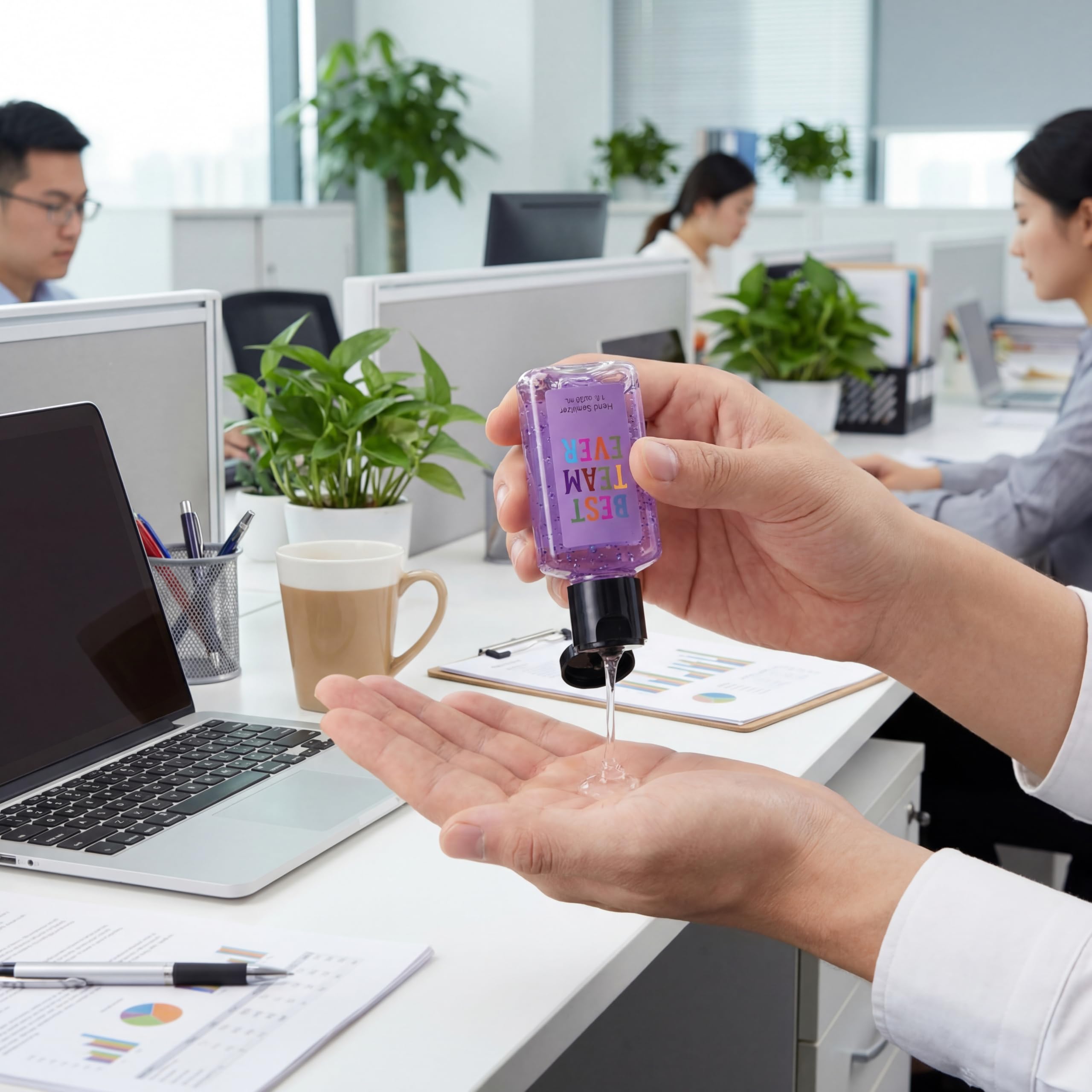 Frienda 60% alcohol sanitizer ensures effective cleansing on the go