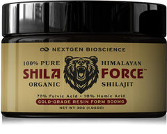 FUCOIDAN FORCE ShilaForce closeup of resin highlights golden texture and purity.
