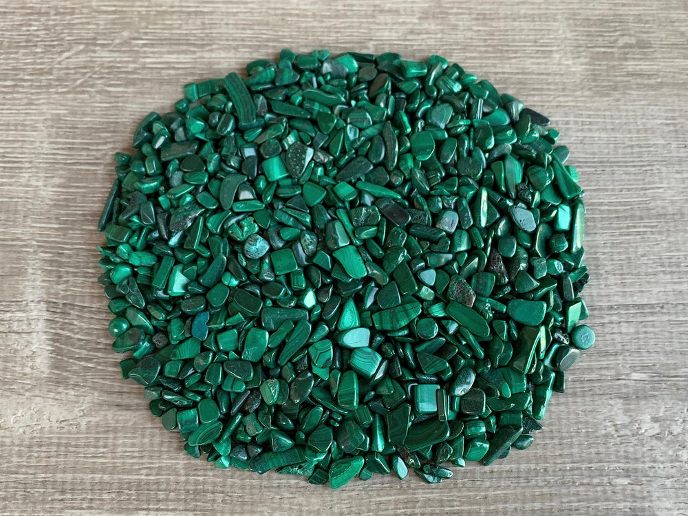 GAF TREASURES Malachite Chips undrilled bulk pack for crafts and education.
