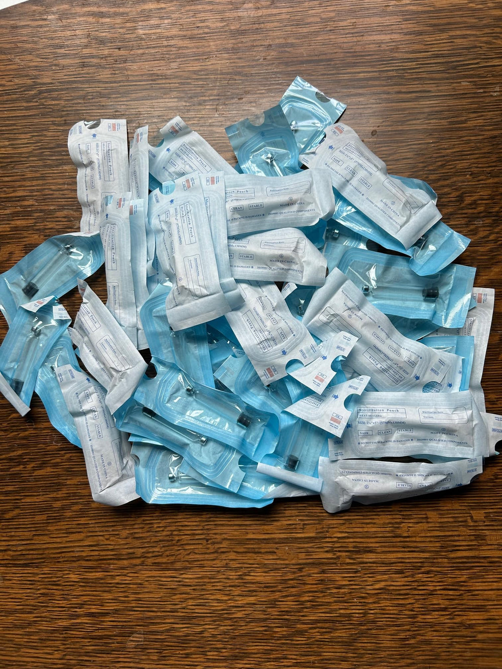 Generic 20-pack 3ml cartridges ready for V1-V2 pens, sterile and ready for regular replacements.