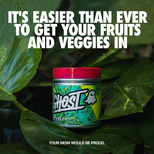 GHOST Greens Guava Berry scoop beside powder for easy smoothies.