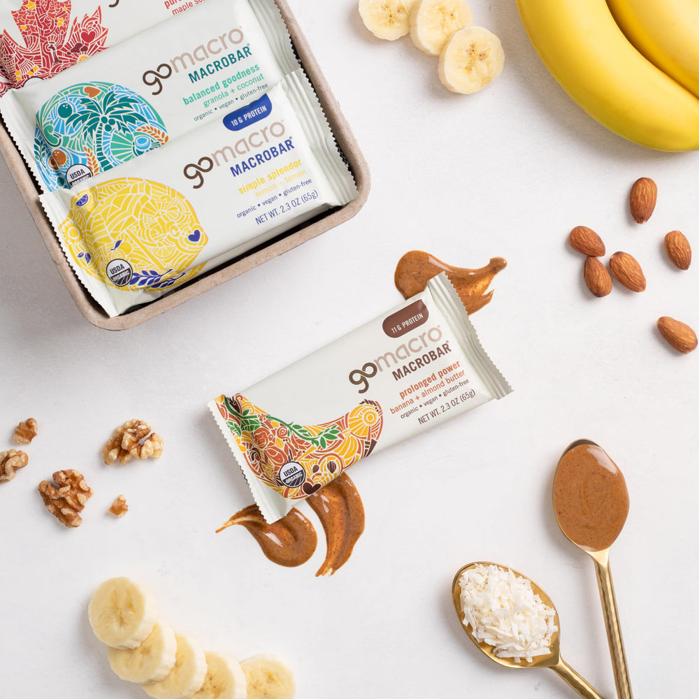 GoMacro Breakfast Bar Granola Coconut offers crunchy texture and clean energy