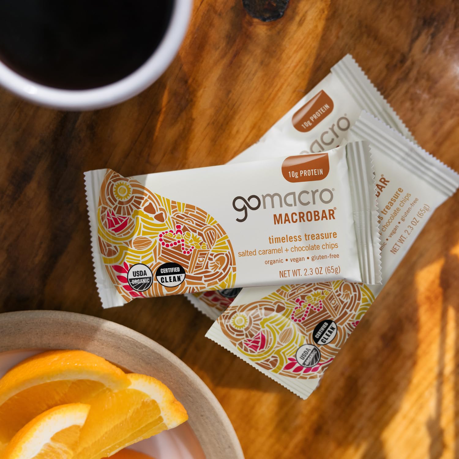 GoMacro MacroBar Salted Caramel + Chocolate Chips sea salt detail on caramel finish.