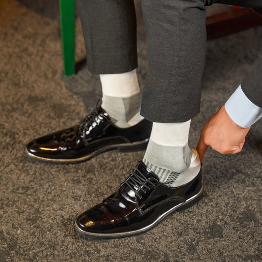 GoWith diabetic socks crew length for all-day comfort.