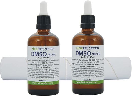 Close-up of clear Heiltropfen DMSO liquid highlighting low odor.