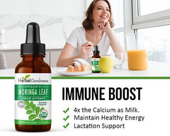 Pour shot of Herbal Papaya Moringa Liquid Drops into beverage