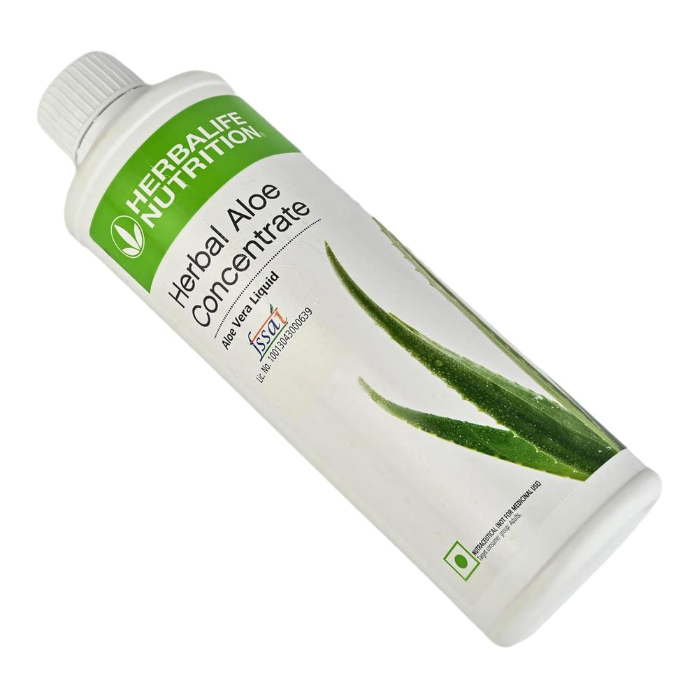 Herbalife Herbal Aloe Cranberry glass serve shows a refreshing drink option