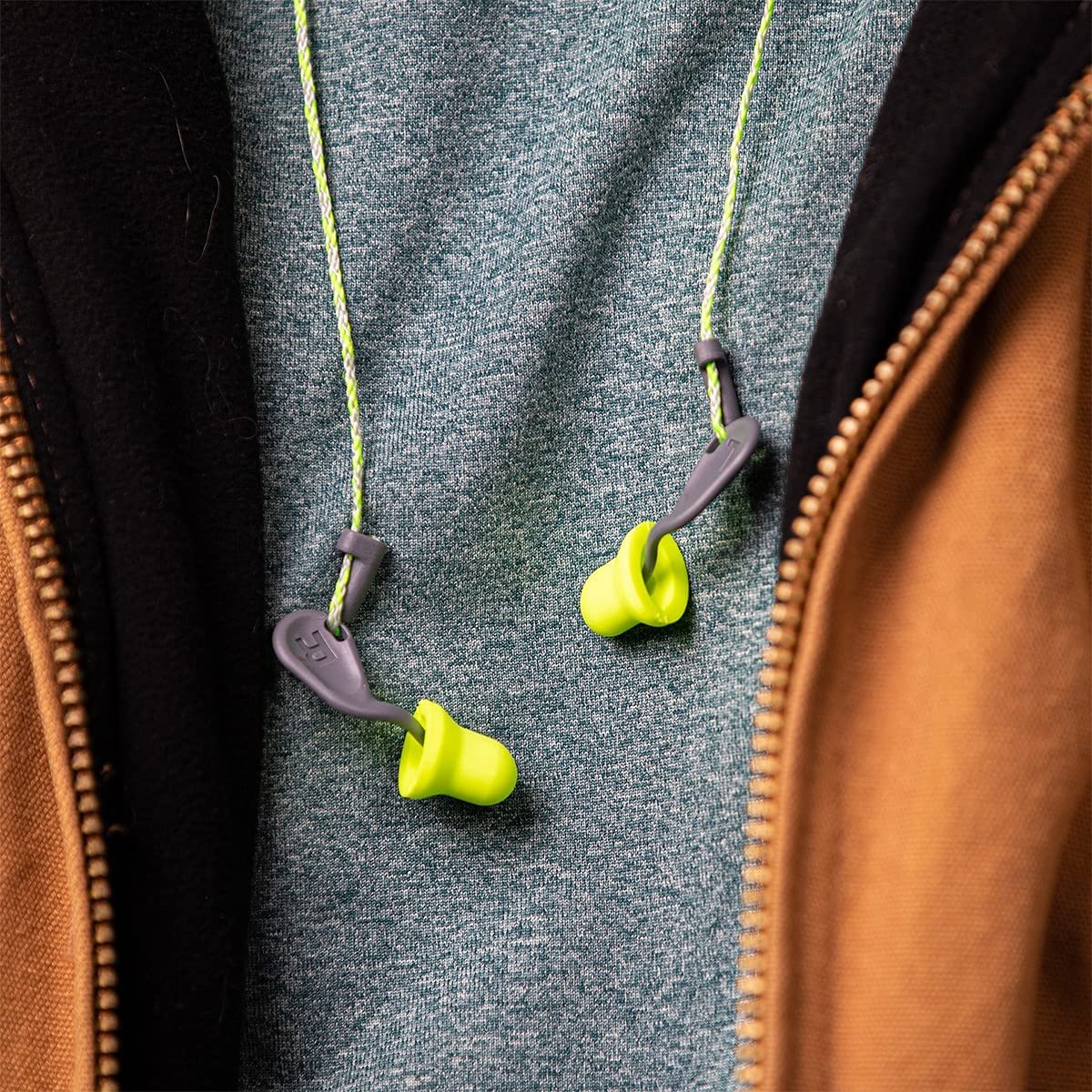 HexArmor SimpleFit cord made of durable polyester for reliable daily use