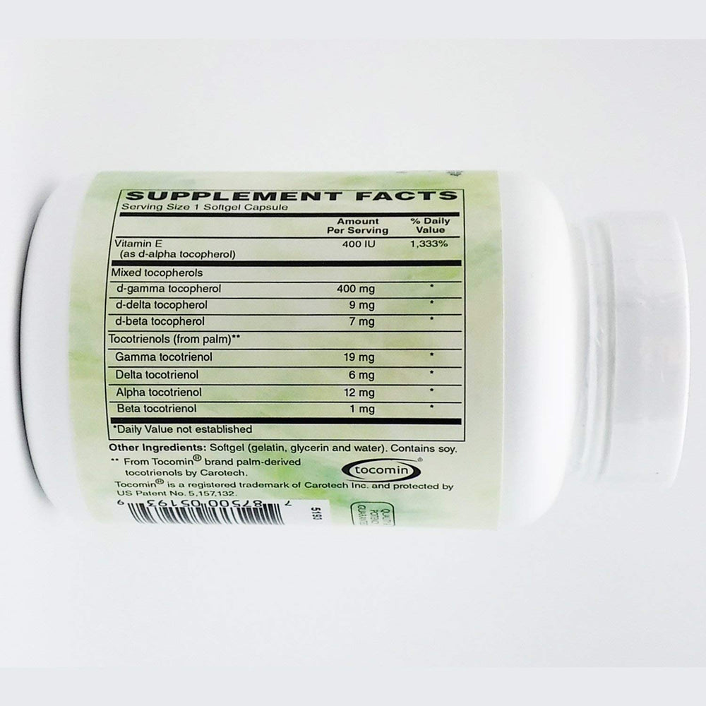 Holly Hill Perfect E Compound label close-up highlighting Tocomin tocotrienols and non-GMO formula