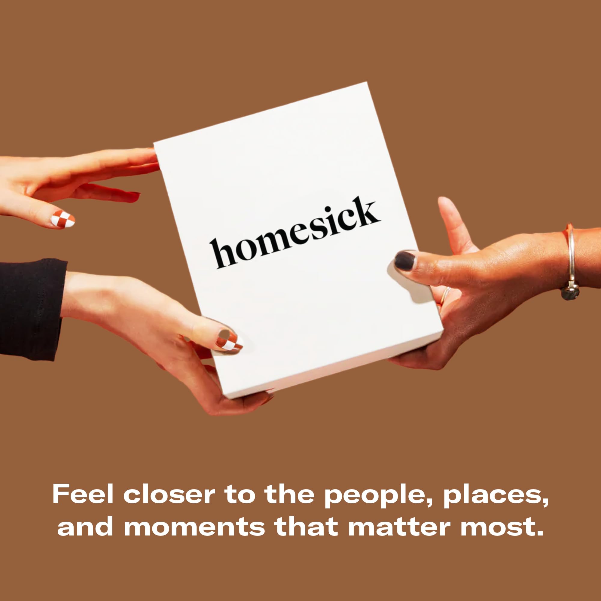 Homesick Howdy candle scent-notes pink-peony suede, enhances homemaking rituals